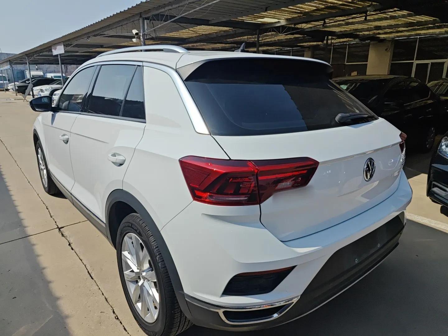 Volkswagen T-ROC 2018 280TSI DSG Two-Wheel Drive Advanced Version China V Emission Standard — миниатюра 7