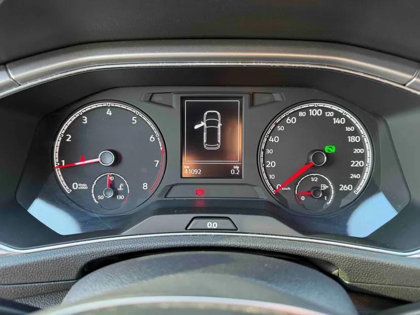 Volkswagen T-ROC 2018 230TSI DSG Two-Wheel Drive Advanced Version China VI Standard — миниатюра 13