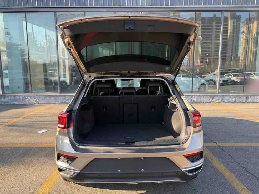 Volkswagen T-ROC 2018 230TSI DSG Two-Wheel Drive Advanced Version China VI Standard — миниатюра 18