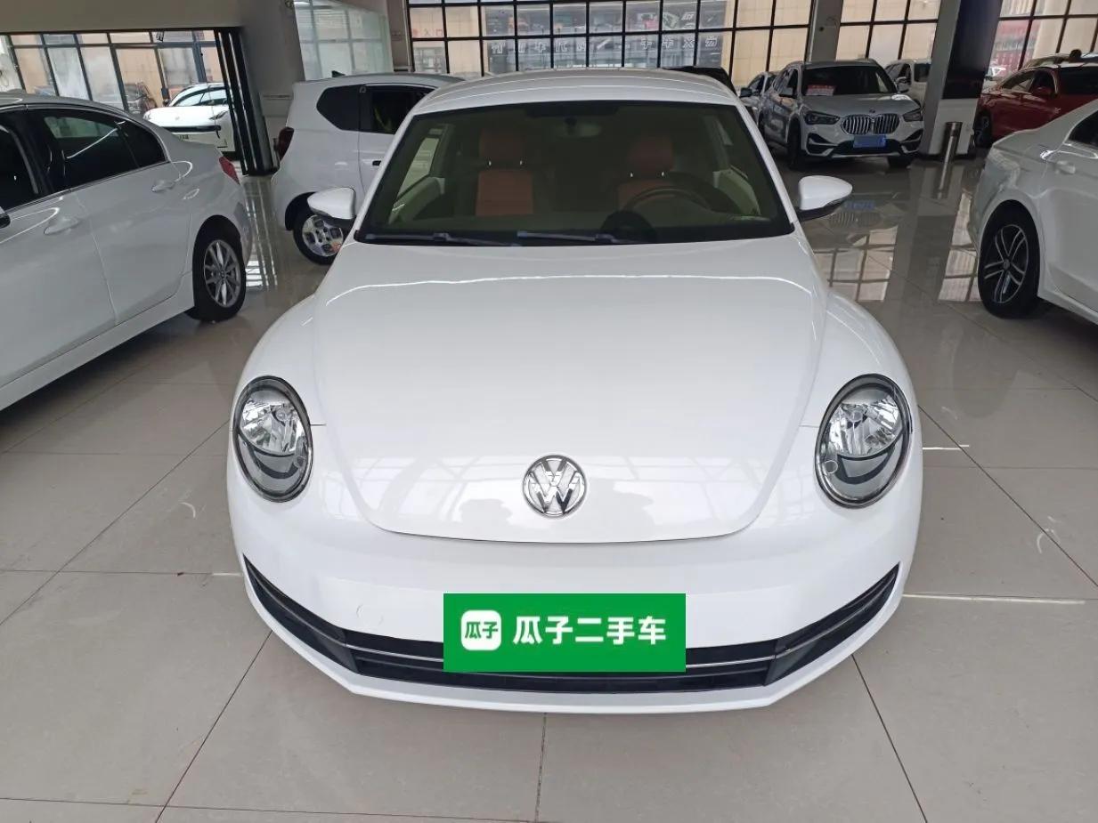 Volkswagen Beetle 2015 180TSI model — миниатюра 2