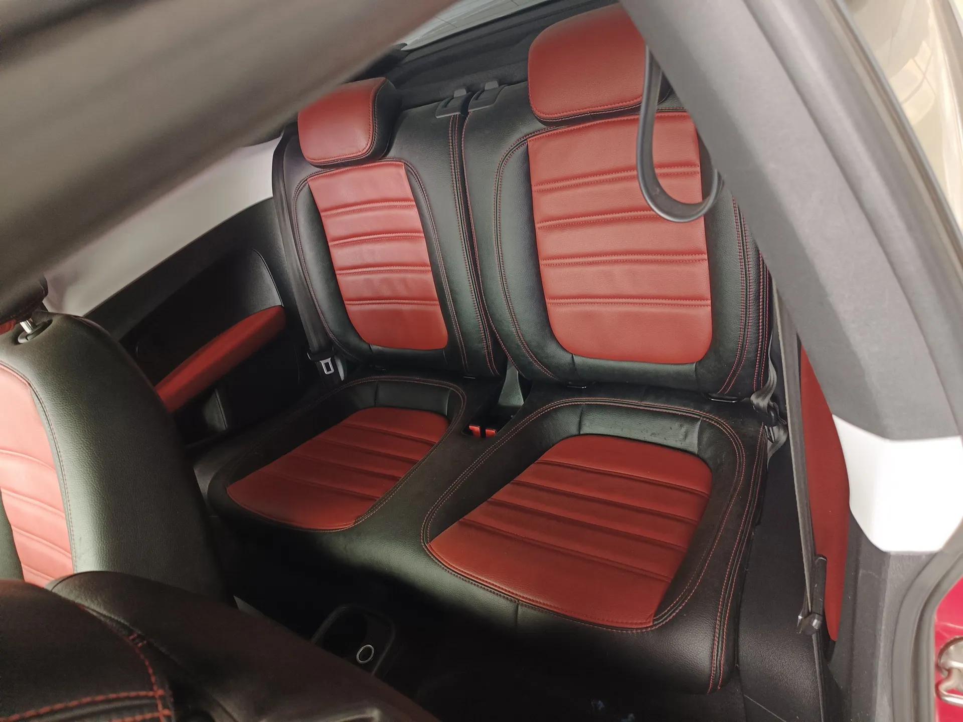 Volkswagen Beetle 2015 180TSI model — миниатюра 20