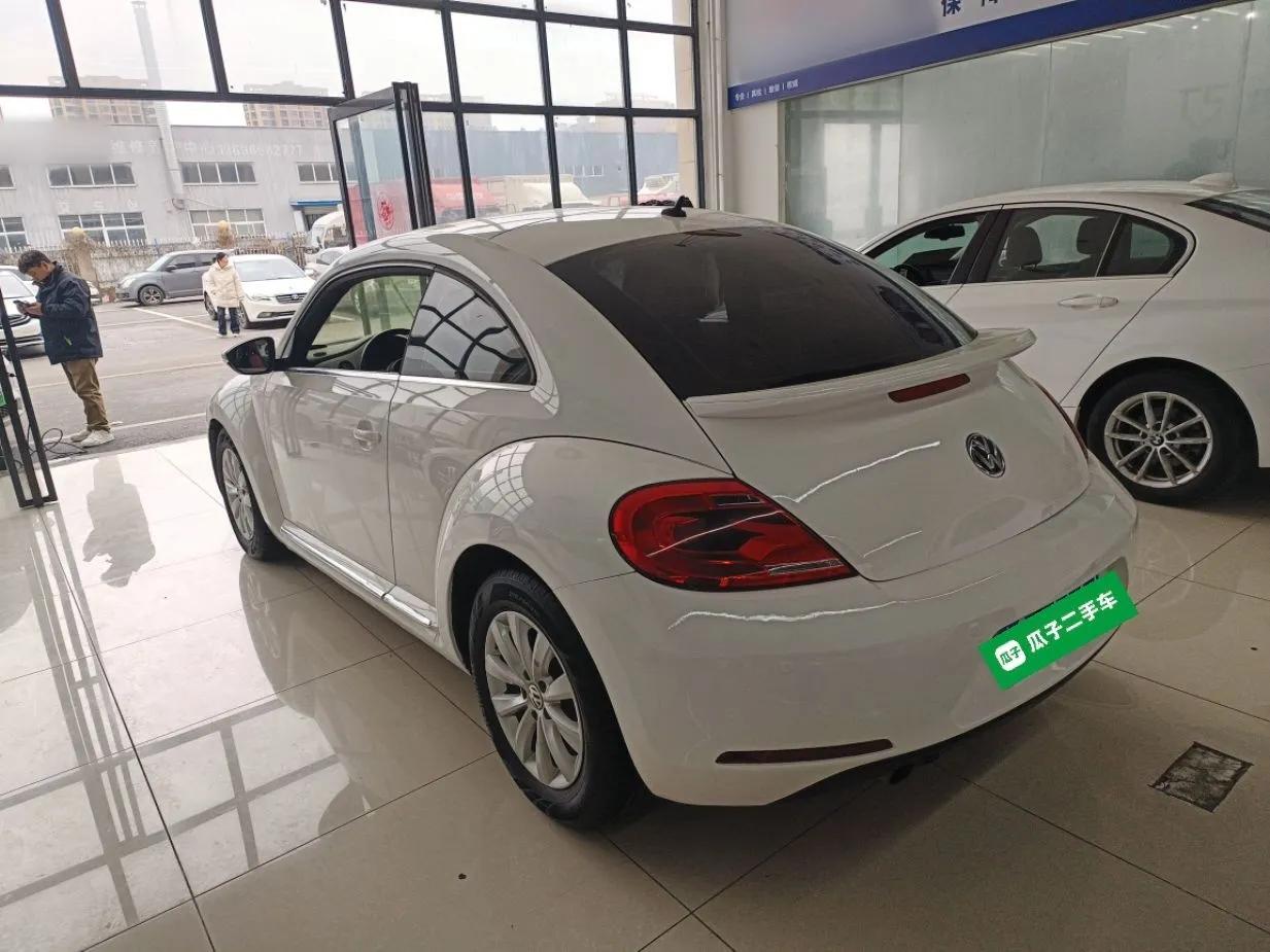 Volkswagen Beetle 2015 180TSI model — миниатюра 4