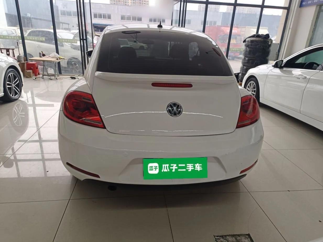 Volkswagen Beetle 2015 180TSI model — миниатюра 5