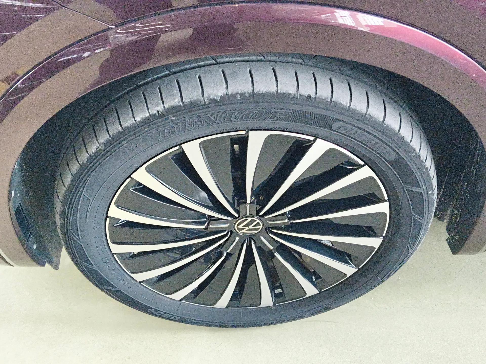 Volkswagen Viloran 2022 380TSI Prestige Edition — миниатюра 4