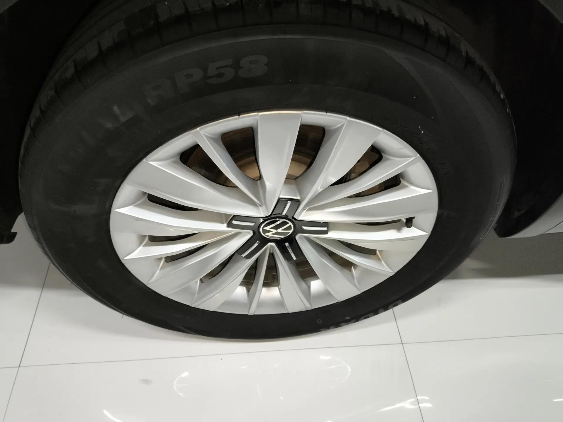 Volkswagen Viloran 2023 Revised 330TSI Business Edition — миниатюра 10