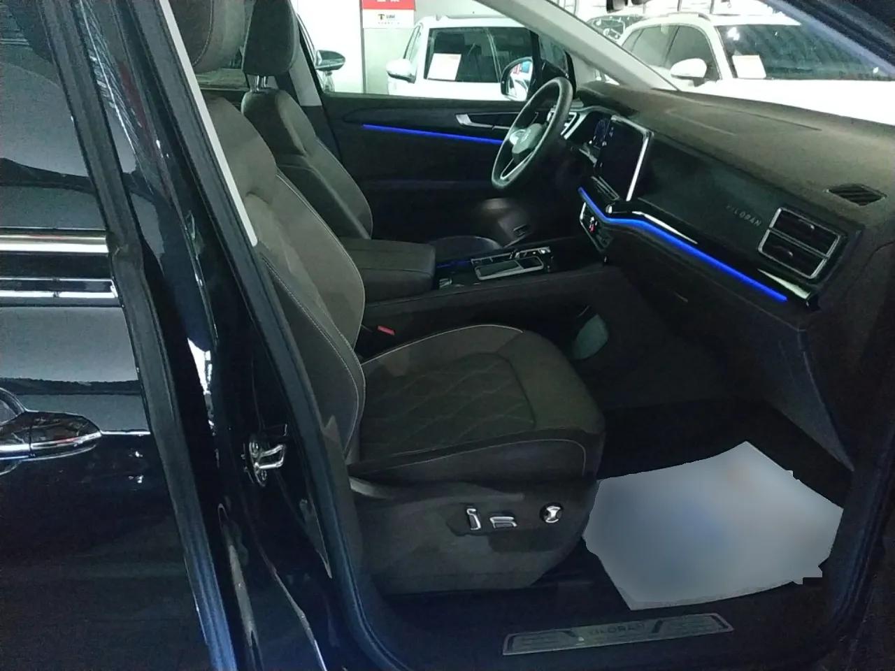Volkswagen Viloran 2024 380TSI Premium Edition — миниатюра 23