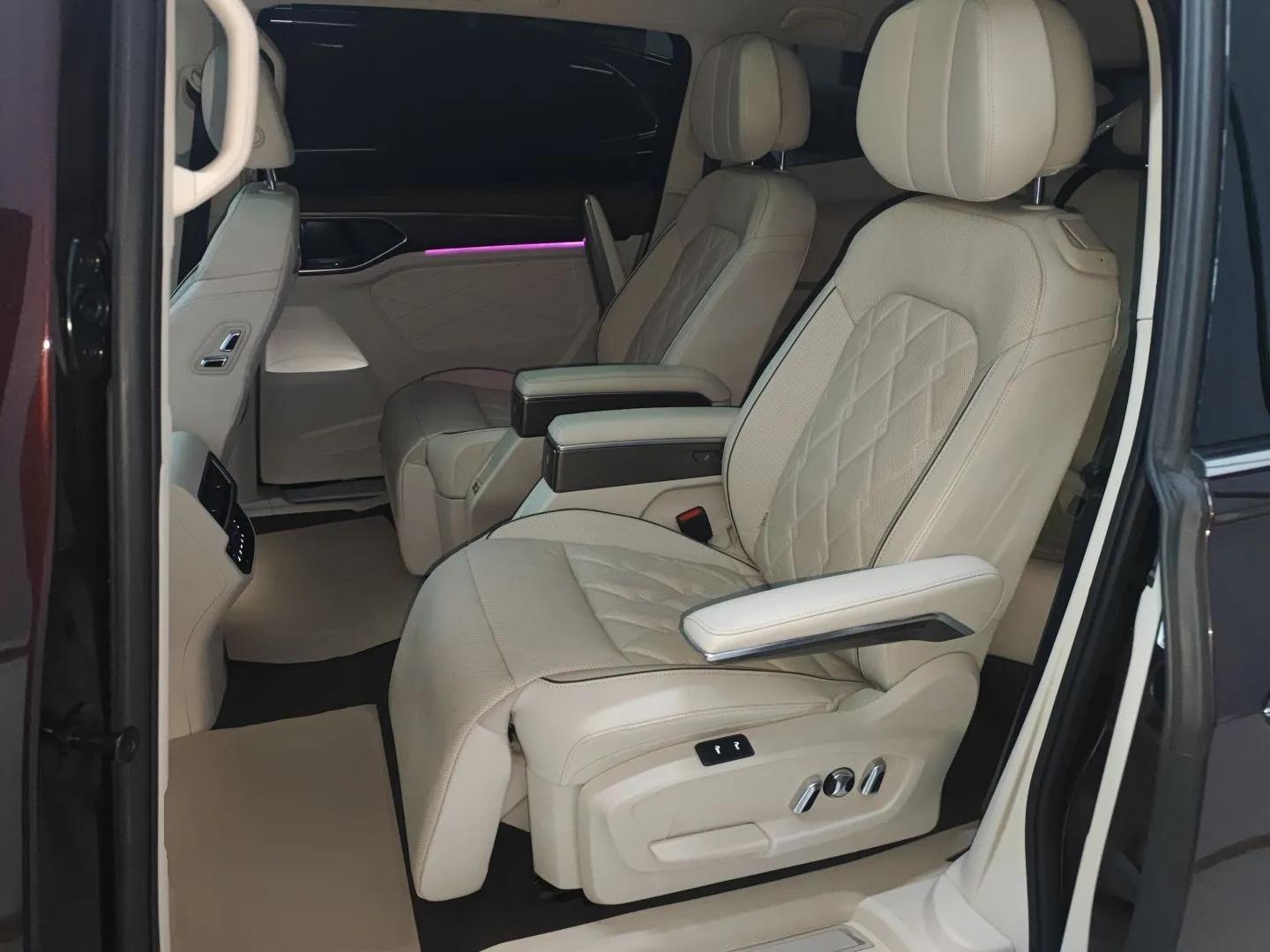 Volkswagen Viloran 2022 380TSI Prestige Edition — миниатюра 22