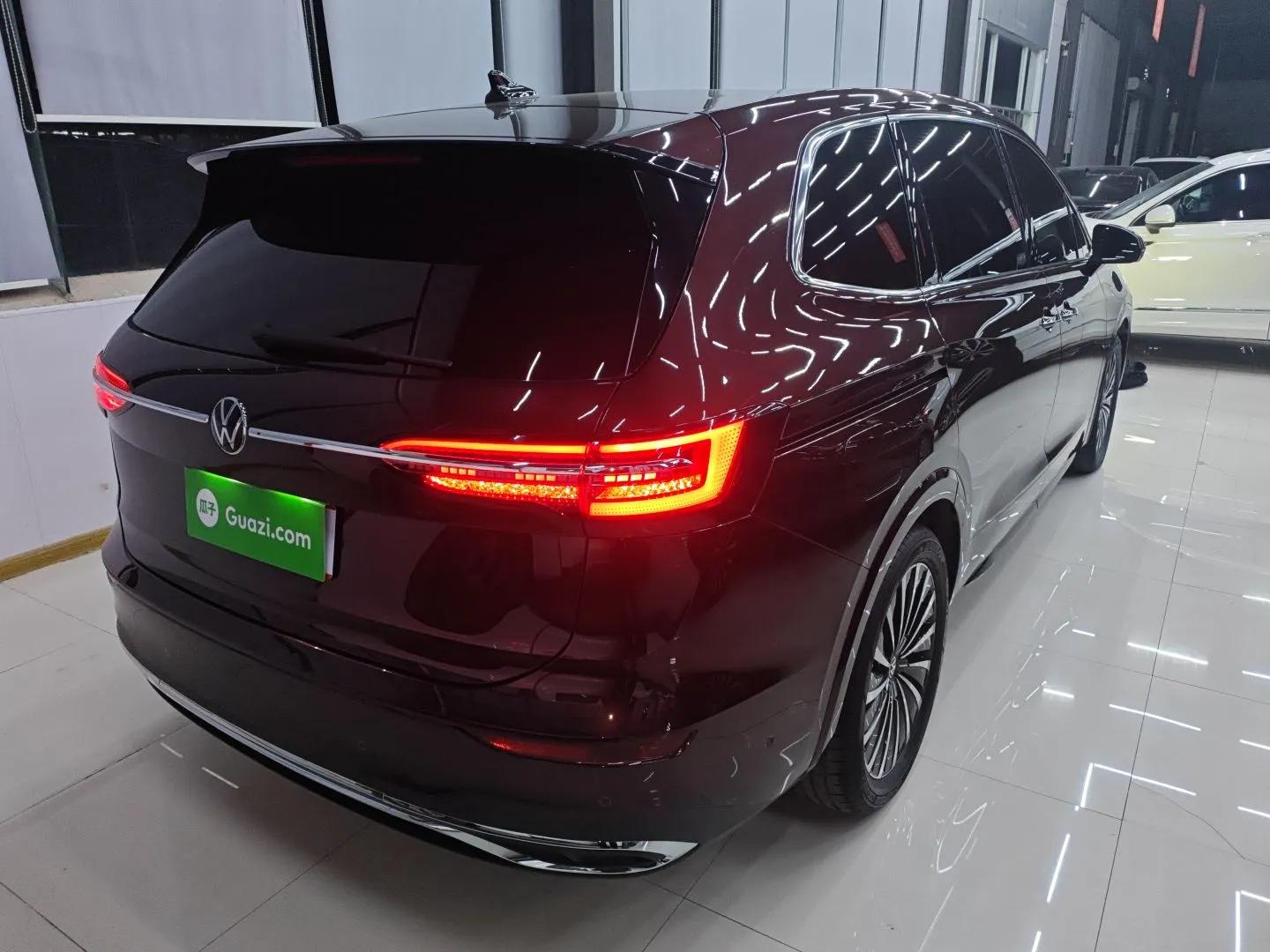 Volkswagen Viloran 2022 380TSI Prestige Edition — миниатюра 7