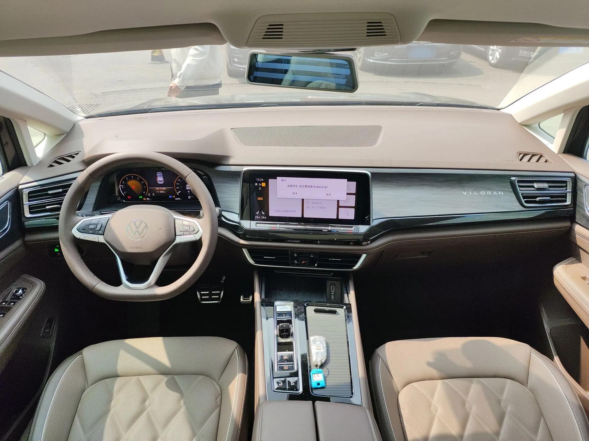 Volkswagen Viloran 2024 380TSI Premium Edition — миниатюра 13