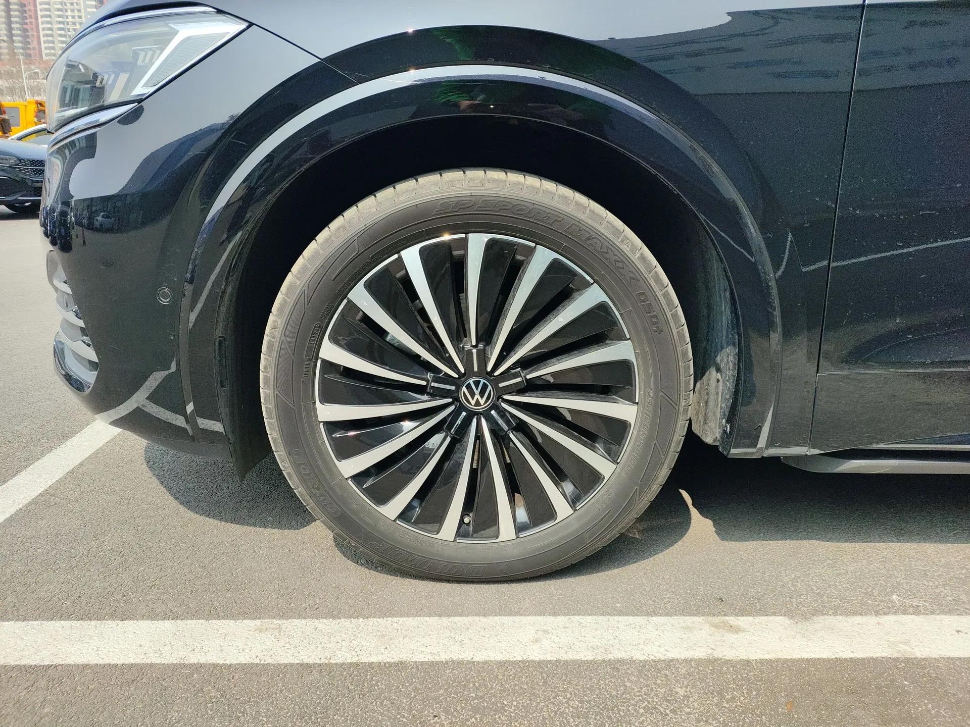 Volkswagen Viloran 2024 380TSI Premium Edition — миниатюра 8
