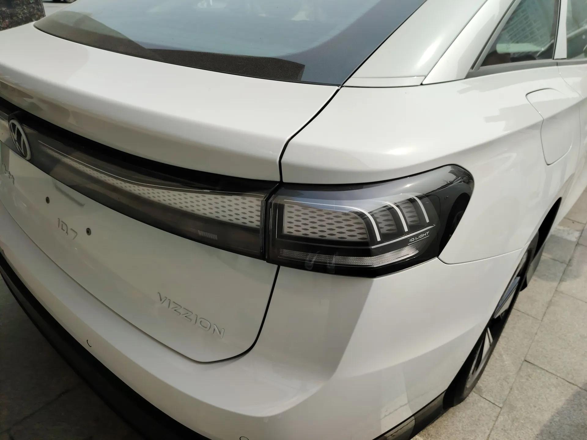 Volkswagen ID.7 VIZZION 2024 AIR model — миниатюра 8