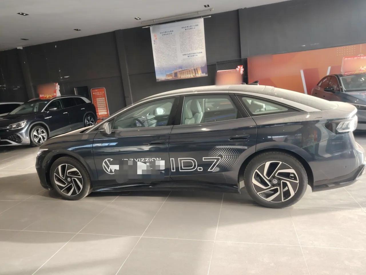 Volkswagen ID.7 VIZZION 2024 First Edition — миниатюра 4