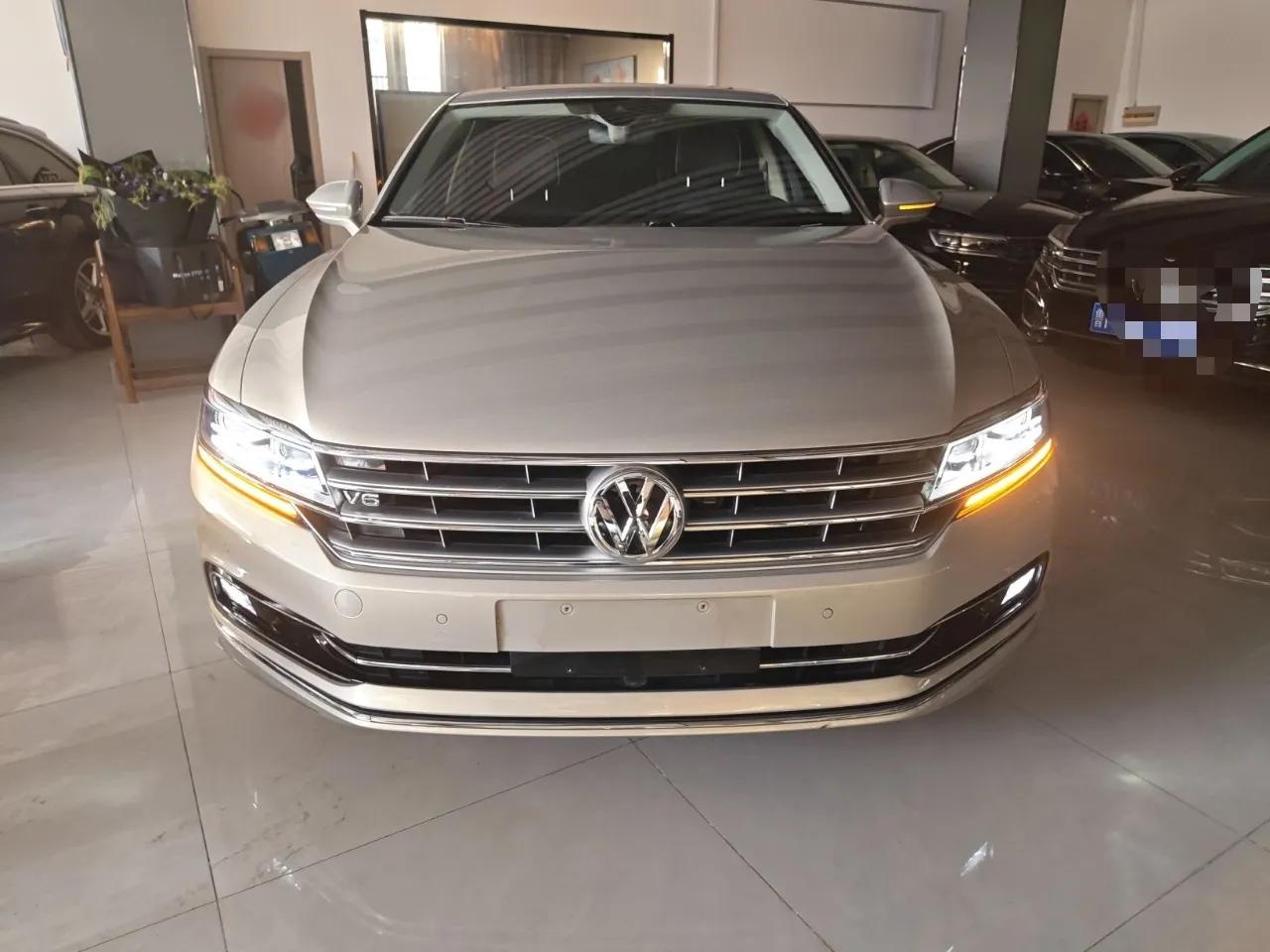 Volkswagen Phideon 2018 Revised Version 480 V6 Four-Wheel Drive Luxury Flagship Edition — миниатюра 3