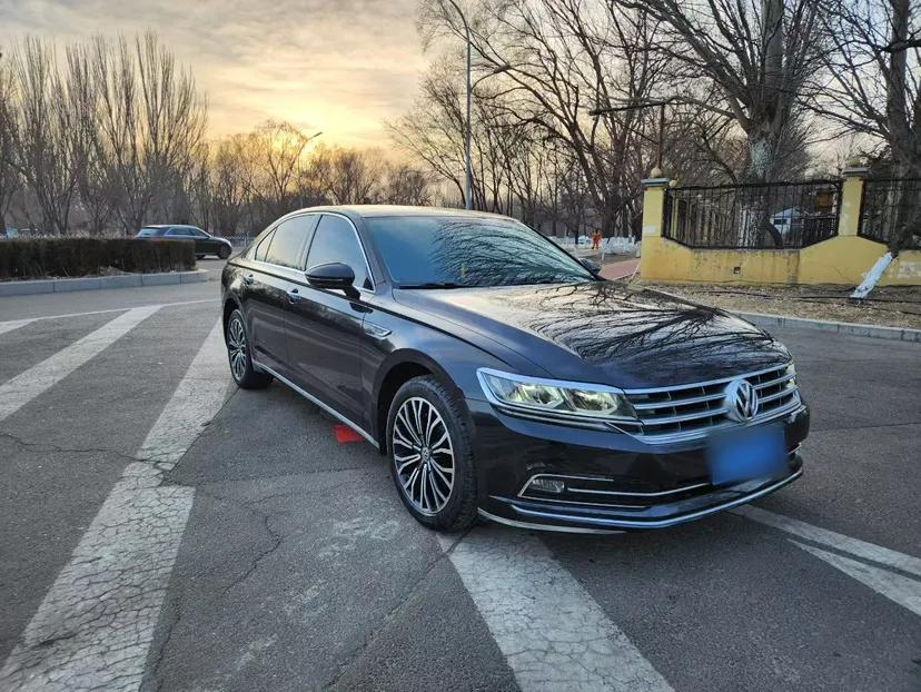 Volkswagen Phideon 2018 Revised Version 380TSI Two-Wheel Drive Business Edition — миниатюра 3