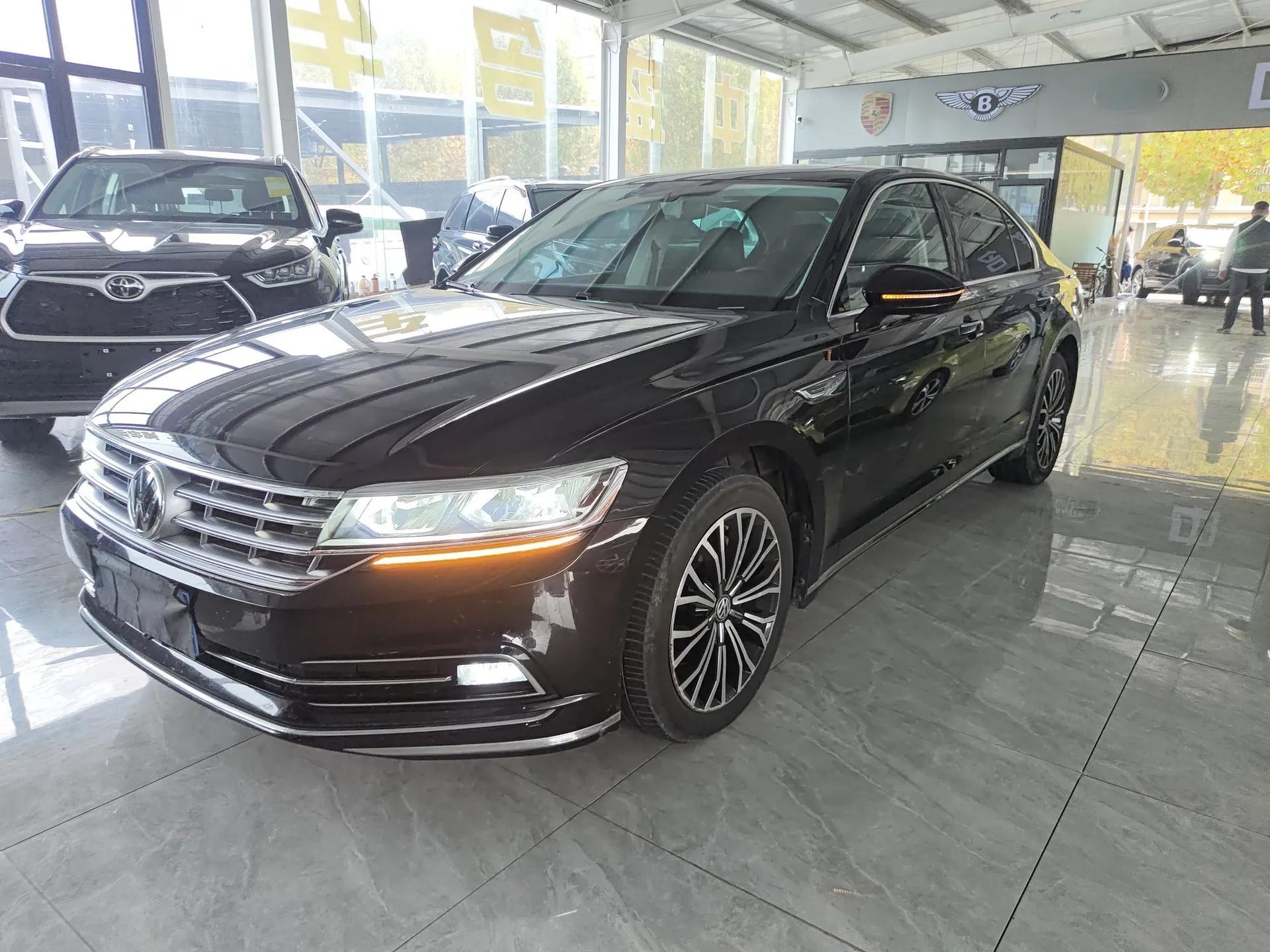 Volkswagen Phideon 2019 380TSI Two-Wheel Drive Business Edition China VI Standard — миниатюра 1