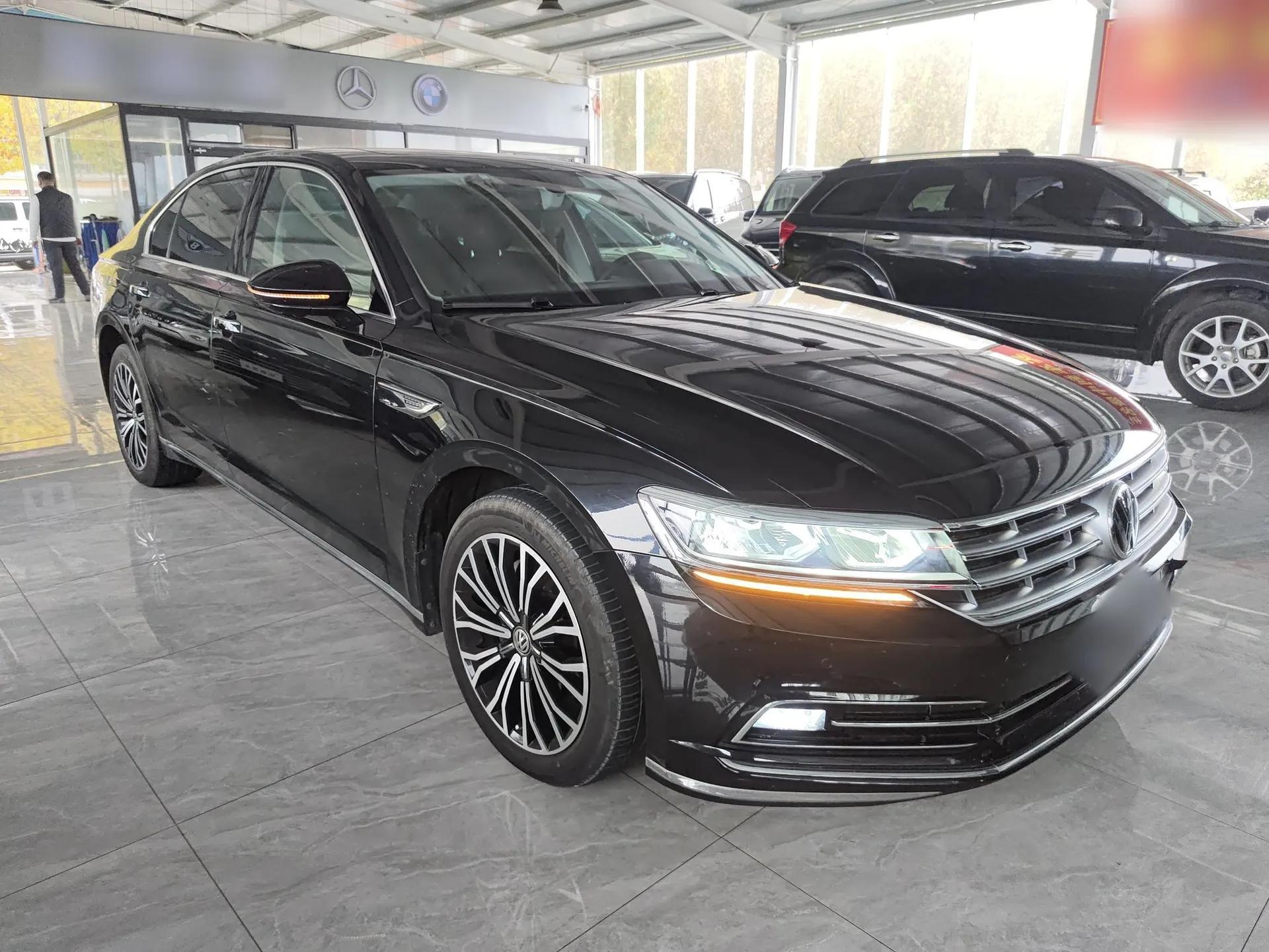 Volkswagen Phideon 2019 380TSI Two-Wheel Drive Business Edition China VI Standard — миниатюра 3