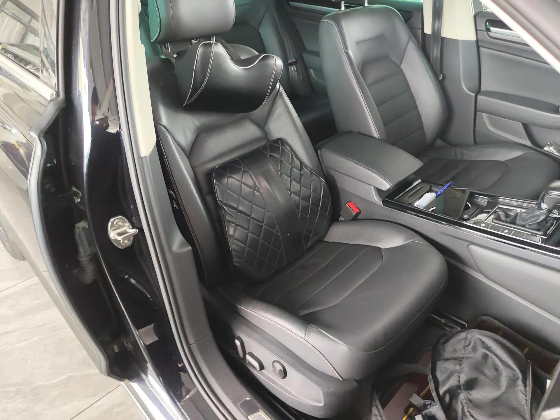 Volkswagen Phideon 2019 380TSI Two-Wheel Drive Business Edition China VI Standard — миниатюра 23
