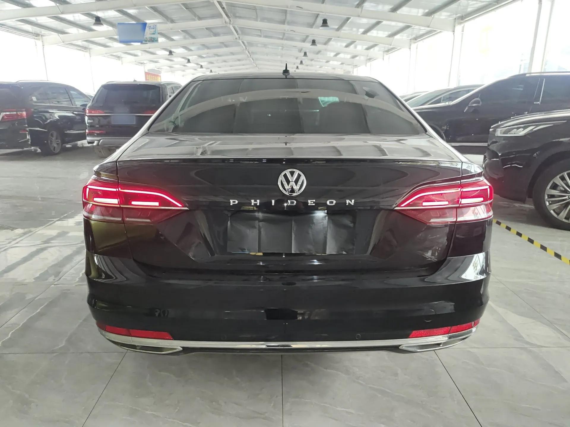 Volkswagen Phideon 2019 380TSI Two-Wheel Drive Business Edition China VI Standard — миниатюра 5