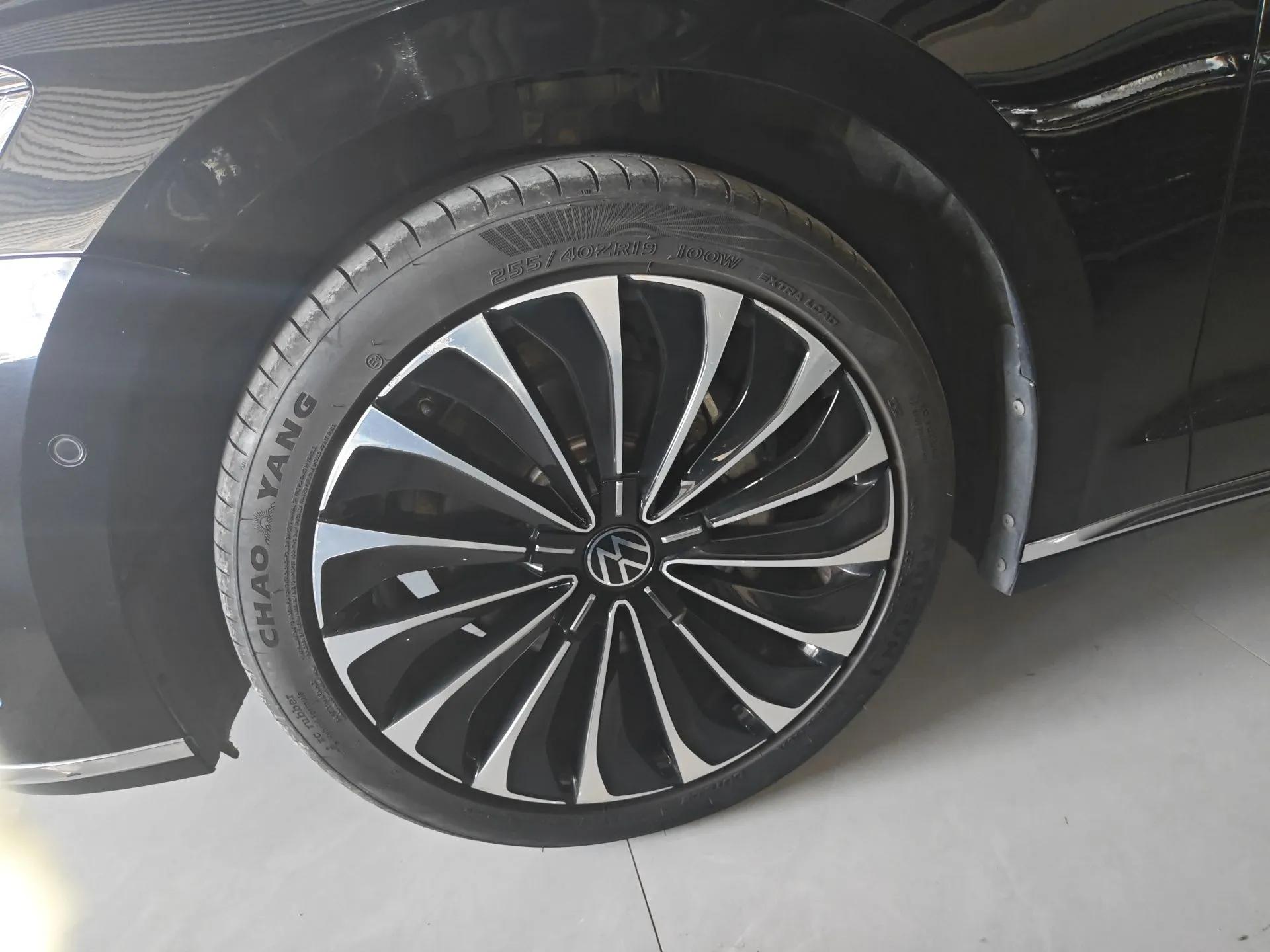 Volkswagen Phideon 2021 380TSI Prestige Edition — миниатюра 8