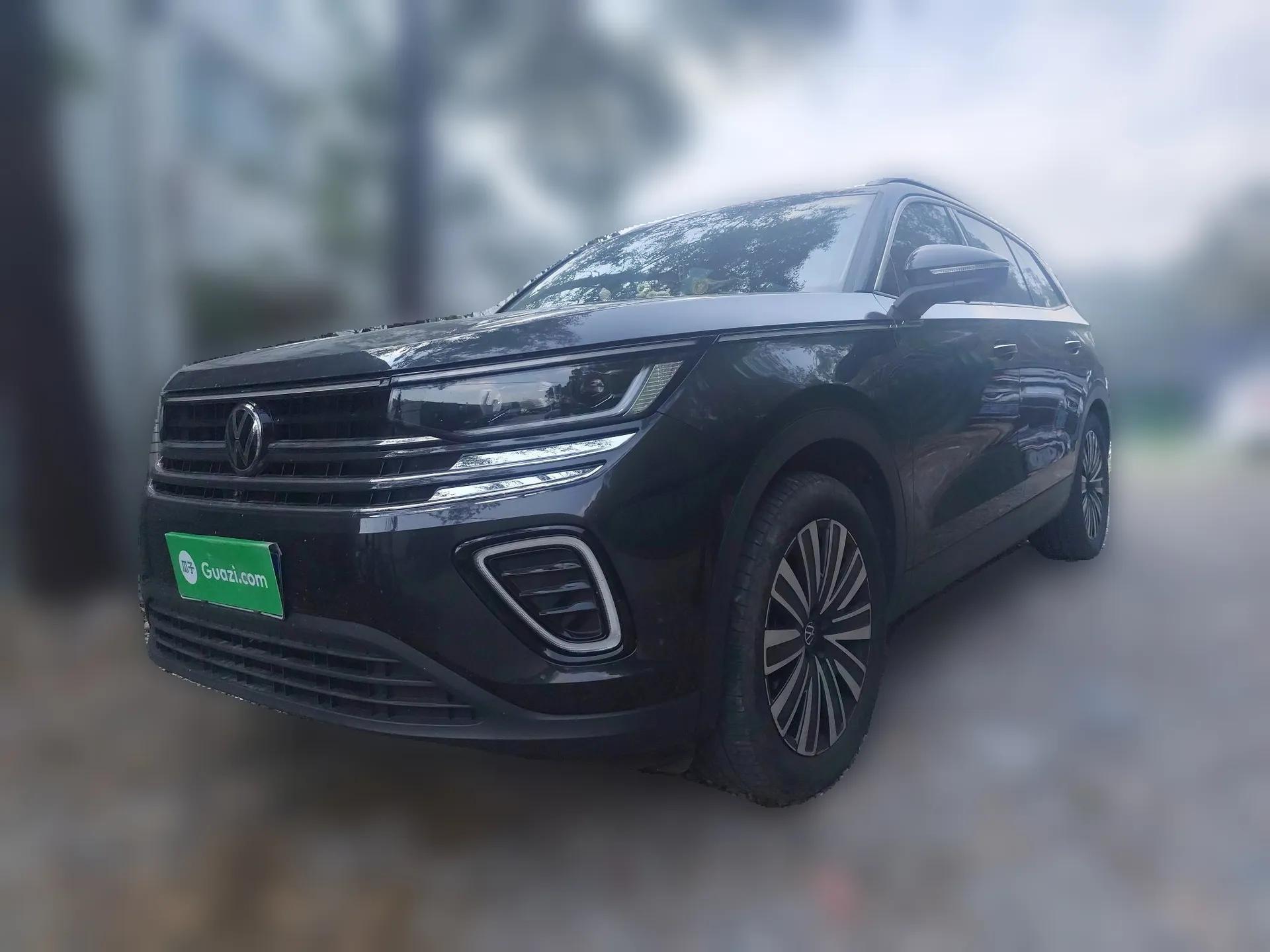 Volkswagen Tavendor 2024 330TSI Luxury Touring Edition — миниатюра 1