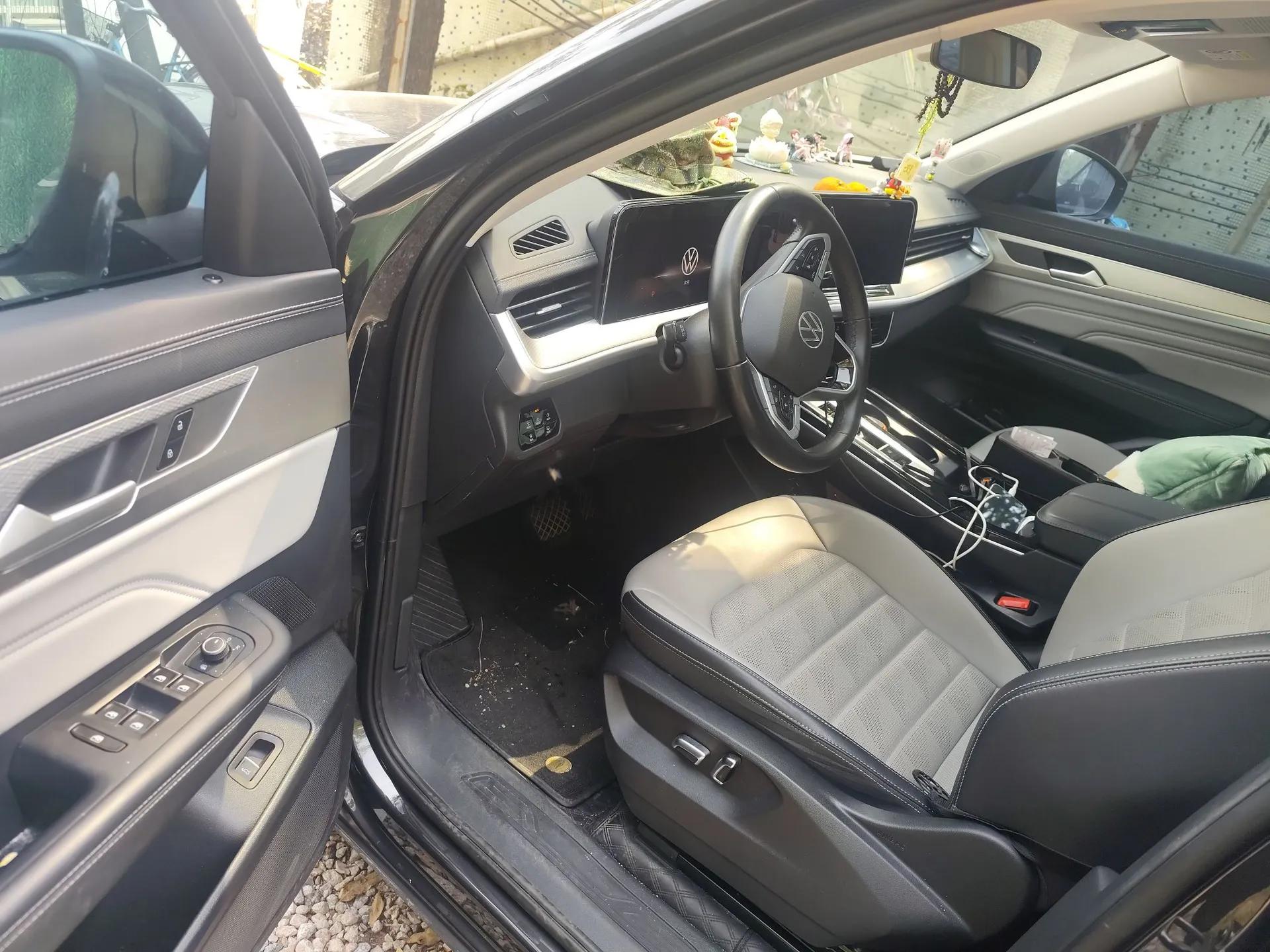 Volkswagen Tavendor 2024 330TSI Luxury Touring Edition — миниатюра 19