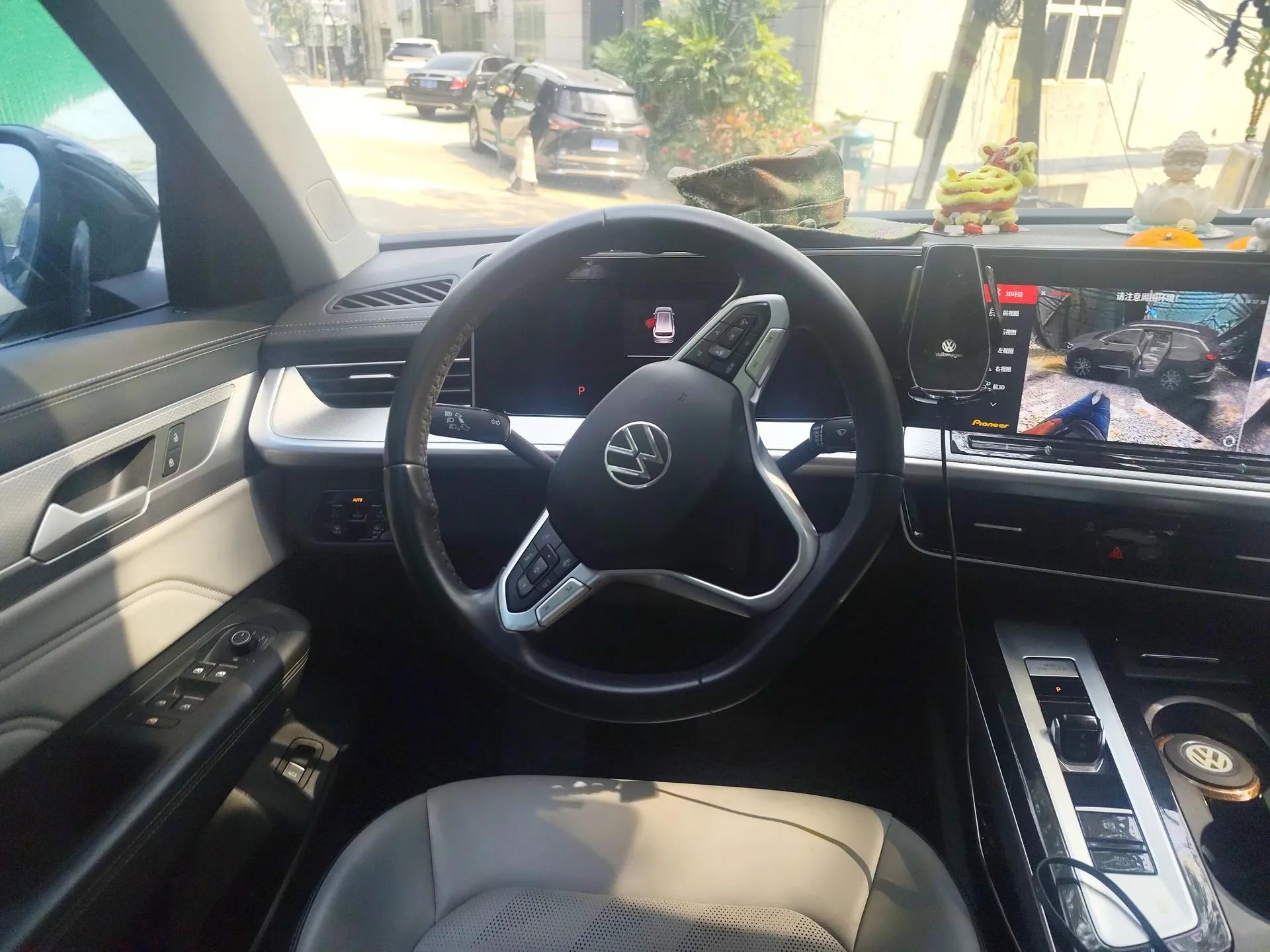 Volkswagen Tavendor 2024 330TSI Luxury Touring Edition — миниатюра 9