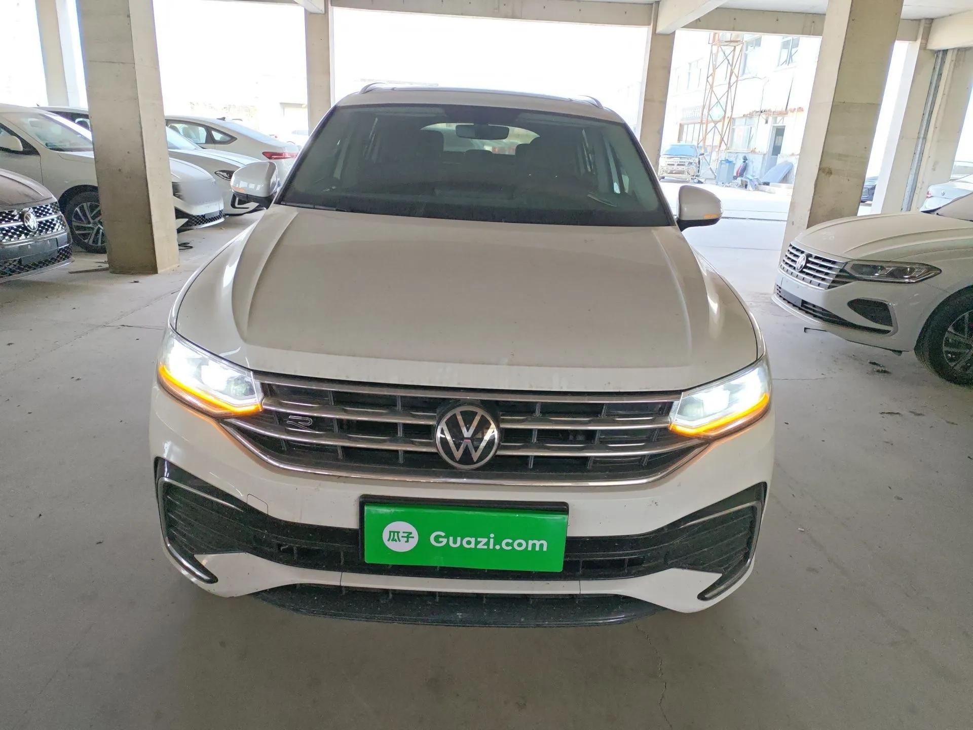 Volkswagen Tiguan X 2023 330TSI Two-Wheel Drive Luxury Edition — миниатюра 2