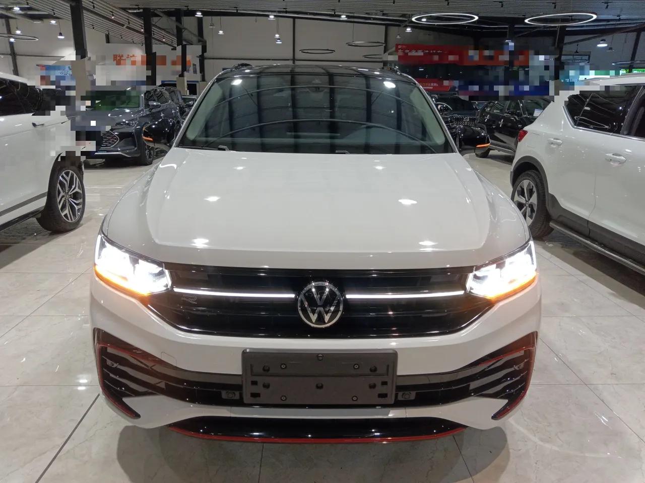 Volkswagen Tiguan X 2023 330TSI Two-Wheel-Drive Prestige Flagship Edition — миниатюра 3