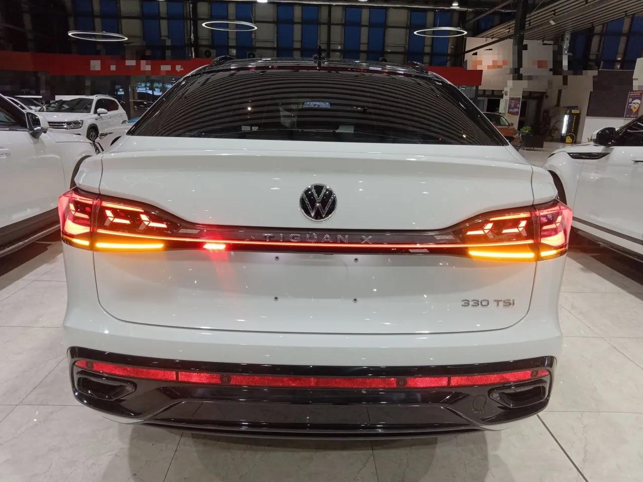 Volkswagen Tiguan X 2023 330TSI Two-Wheel-Drive Prestige Flagship Edition — миниатюра 6