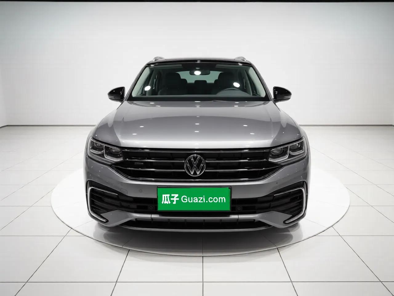 Volkswagen Tiguan X 2021 330TSI Two-Wheel-Drive Prestige Flagship Edition — миниатюра 2