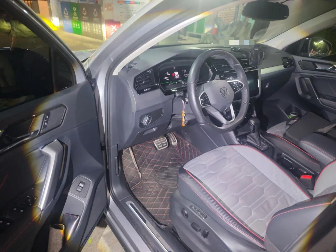 Volkswagen Tiguan X 2021 330TSI Two-Wheel-Drive Prestige Flagship Edition — миниатюра 19