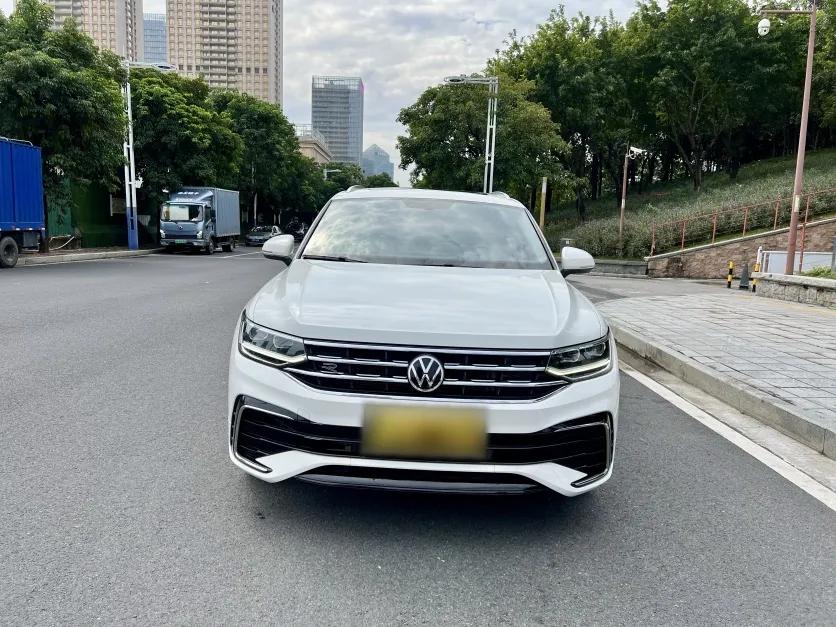 Volkswagen Tiguan X 2021 330TSI Two-Wheel Drive Enjoyment Version — миниатюра 3