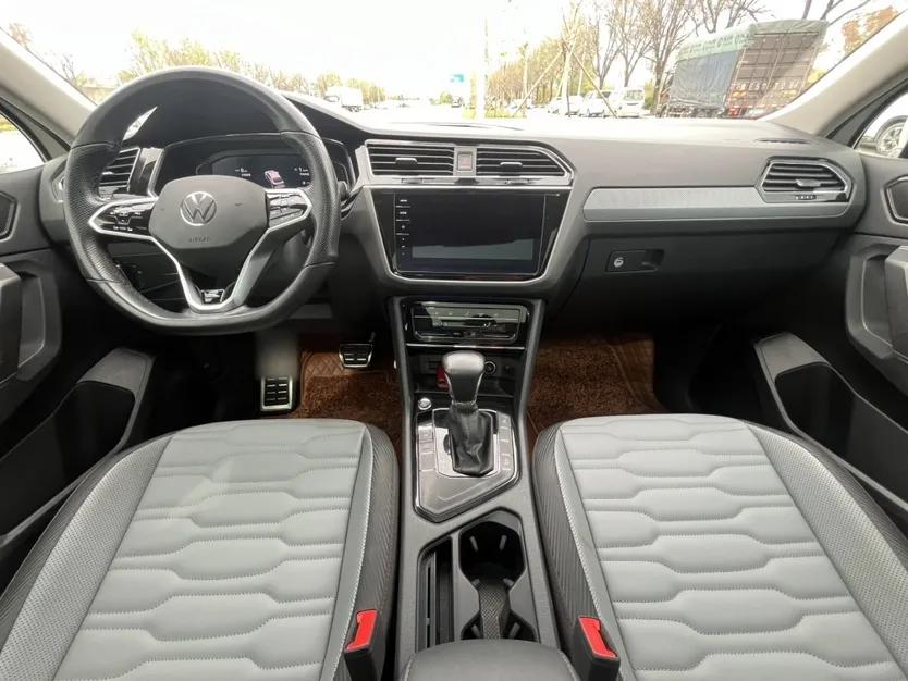 Volkswagen Tiguan X 2021 330TSI Two-Wheel Drive Enjoyment Version — миниатюра 14