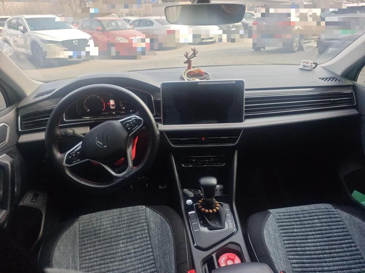 Volkswagen Tiguan X 2021 330TSI Two-Wheel Drive Enjoyment Version — миниатюра 18