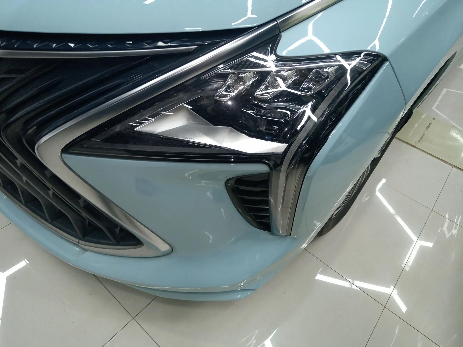 FORTHING Yacht 2022 1.5T DCT Chasing Wind Edition — миниатюра 2