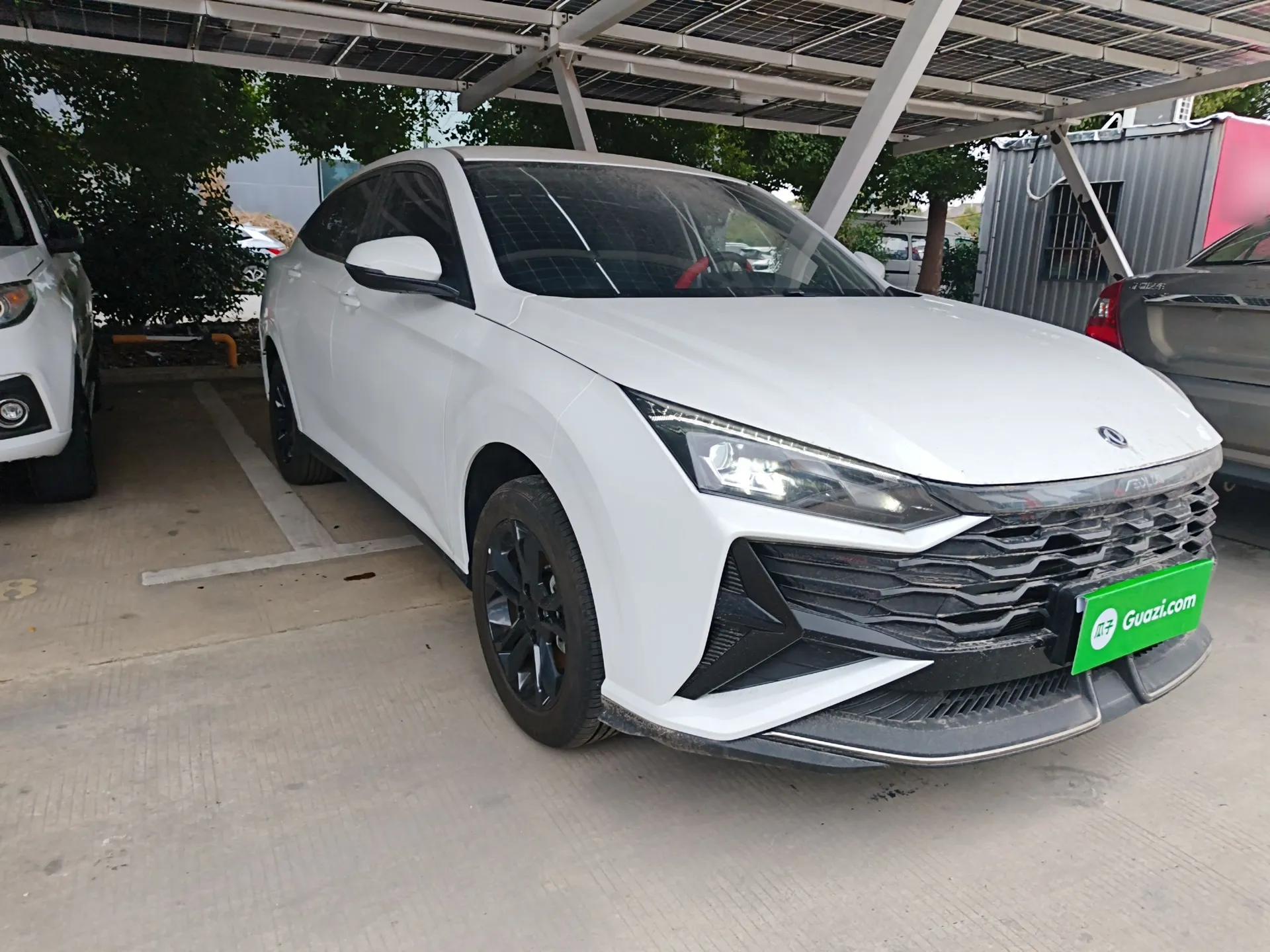 Dongfeng Aeolus Yixuan 2025 1.5L Automatic Luxury Version — миниатюра 3