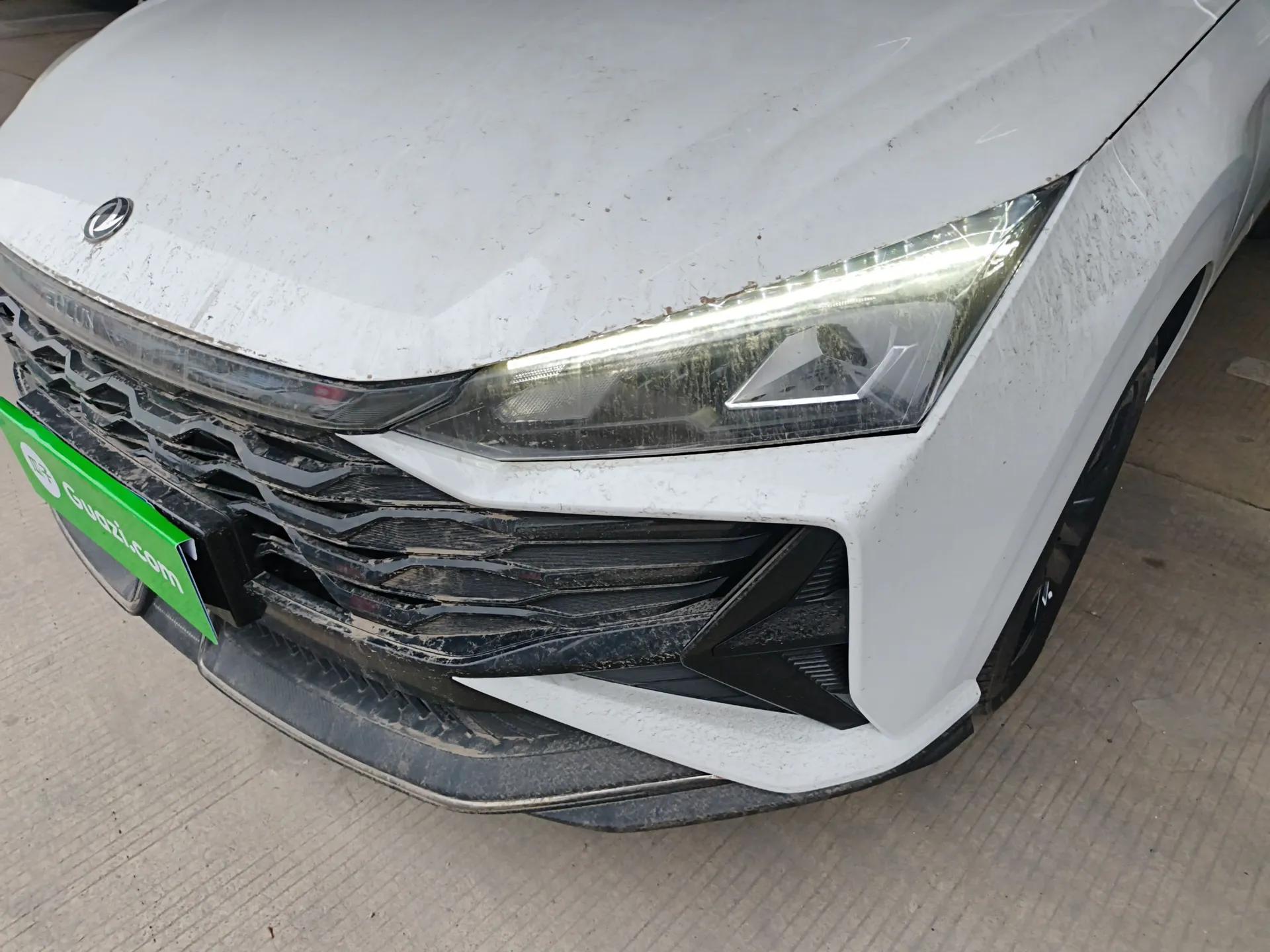 Dongfeng Aeolus Yixuan 2025 1.5L Automatic Luxury Version — миниатюра 9
