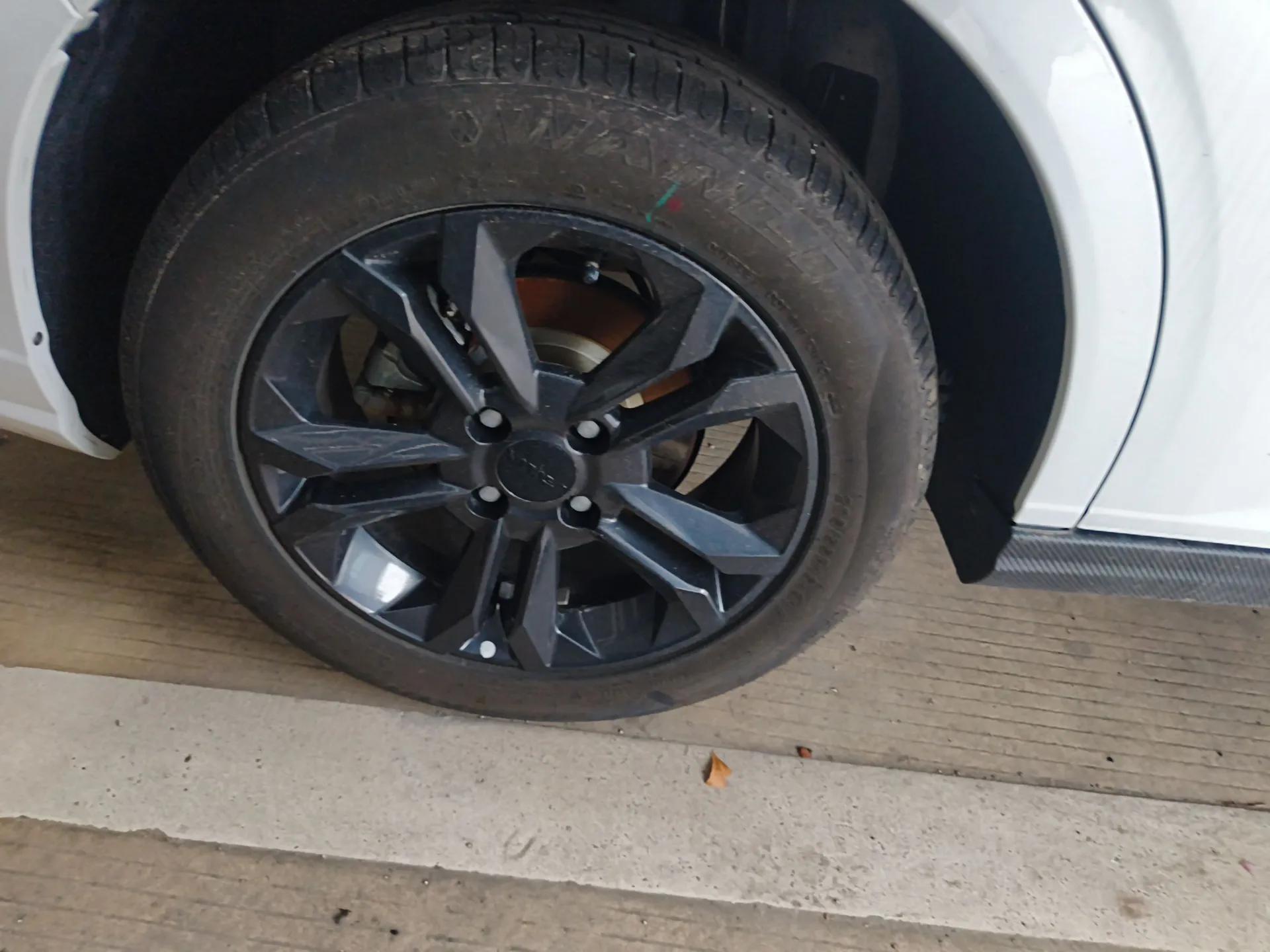Dongfeng Aeolus Yixuan 2025 1.5L Automatic Luxury Version — миниатюра 10