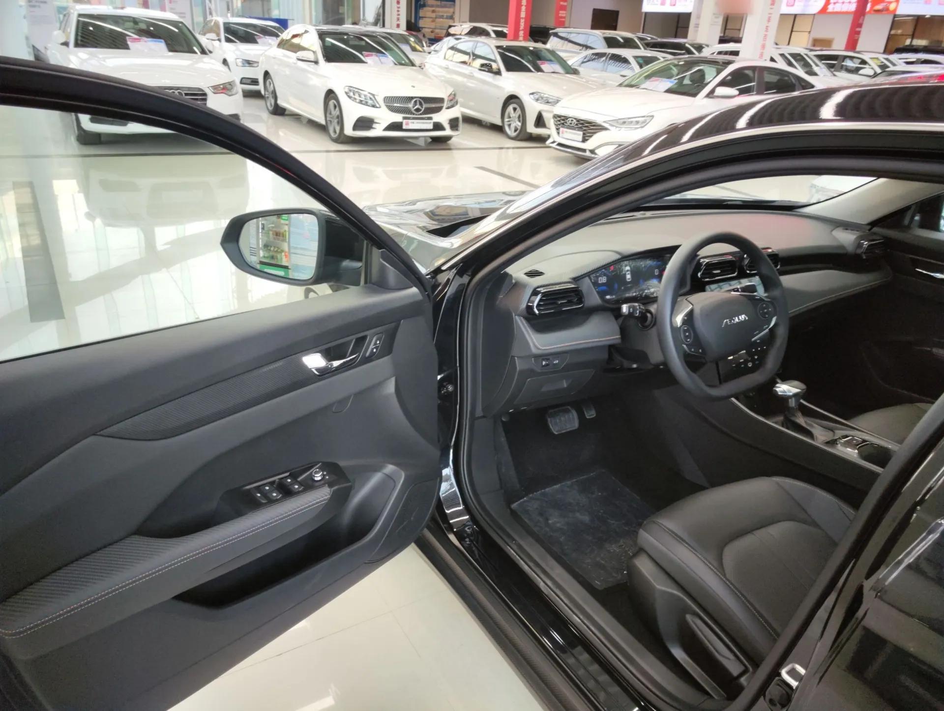 Dongfeng Aeolus Yixuan 2025 1.5L Automatic Luxury Version — миниатюра 19