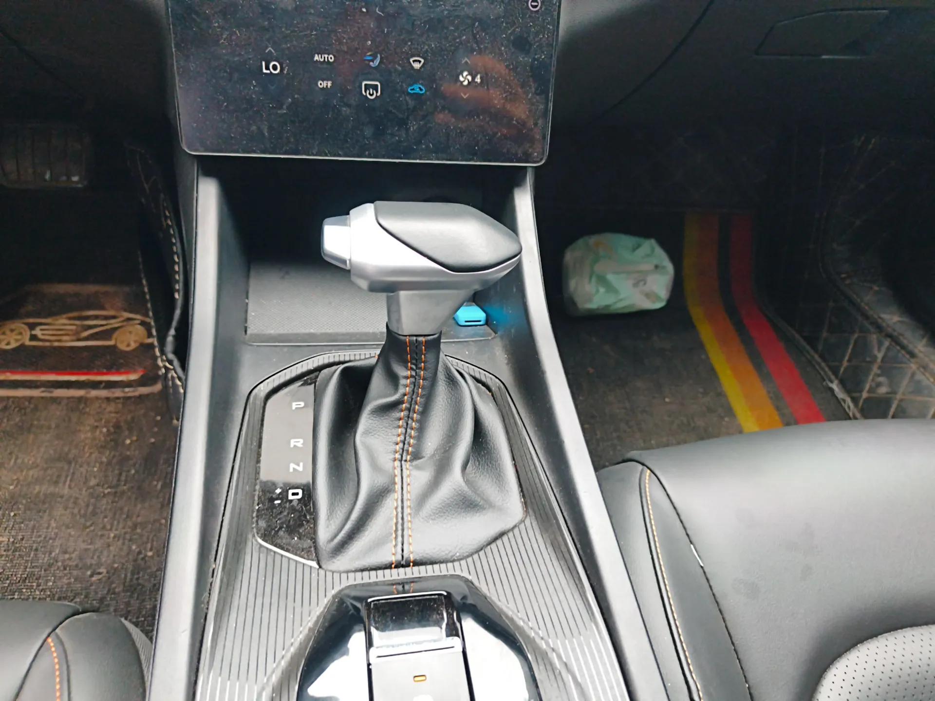 Dongfeng Aeolus Yixuan 2024 1.5L Automatic JingSu Edition — миниатюра 16
