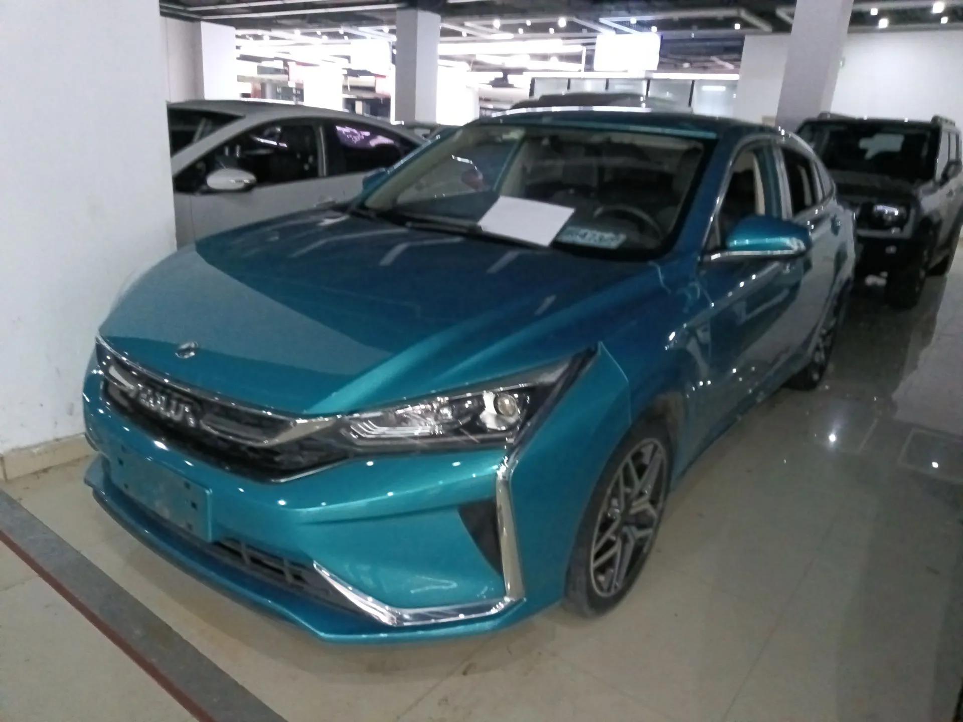 Dongfeng Aeolus Yixuan 2021 230T Automatic Chasing Shadow Edition — миниатюра 1