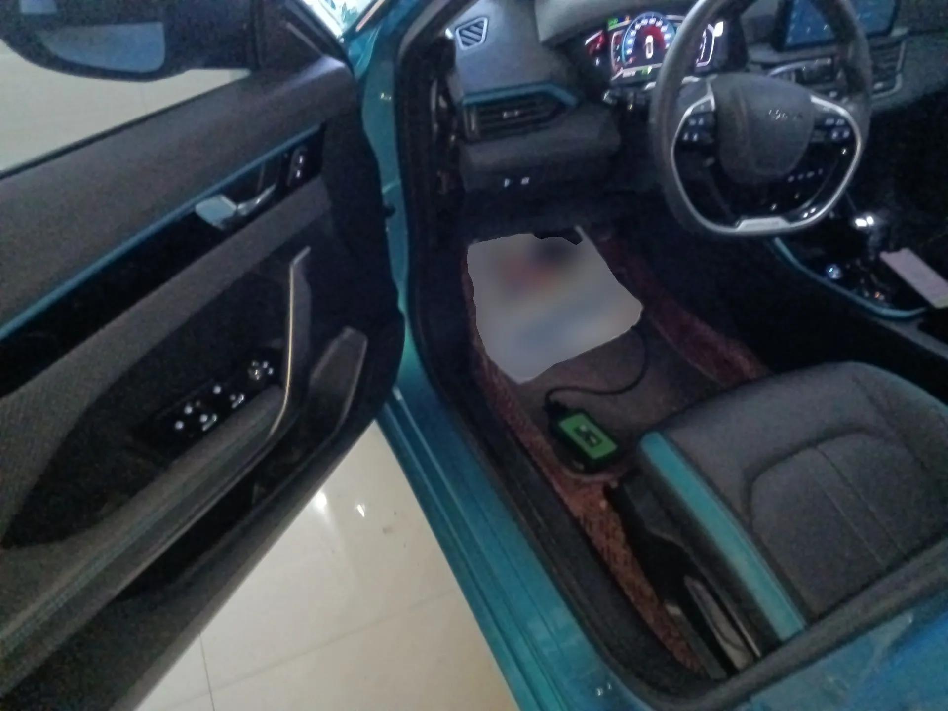 Dongfeng Aeolus Yixuan 2021 230T Automatic Chasing Shadow Edition — миниатюра 19