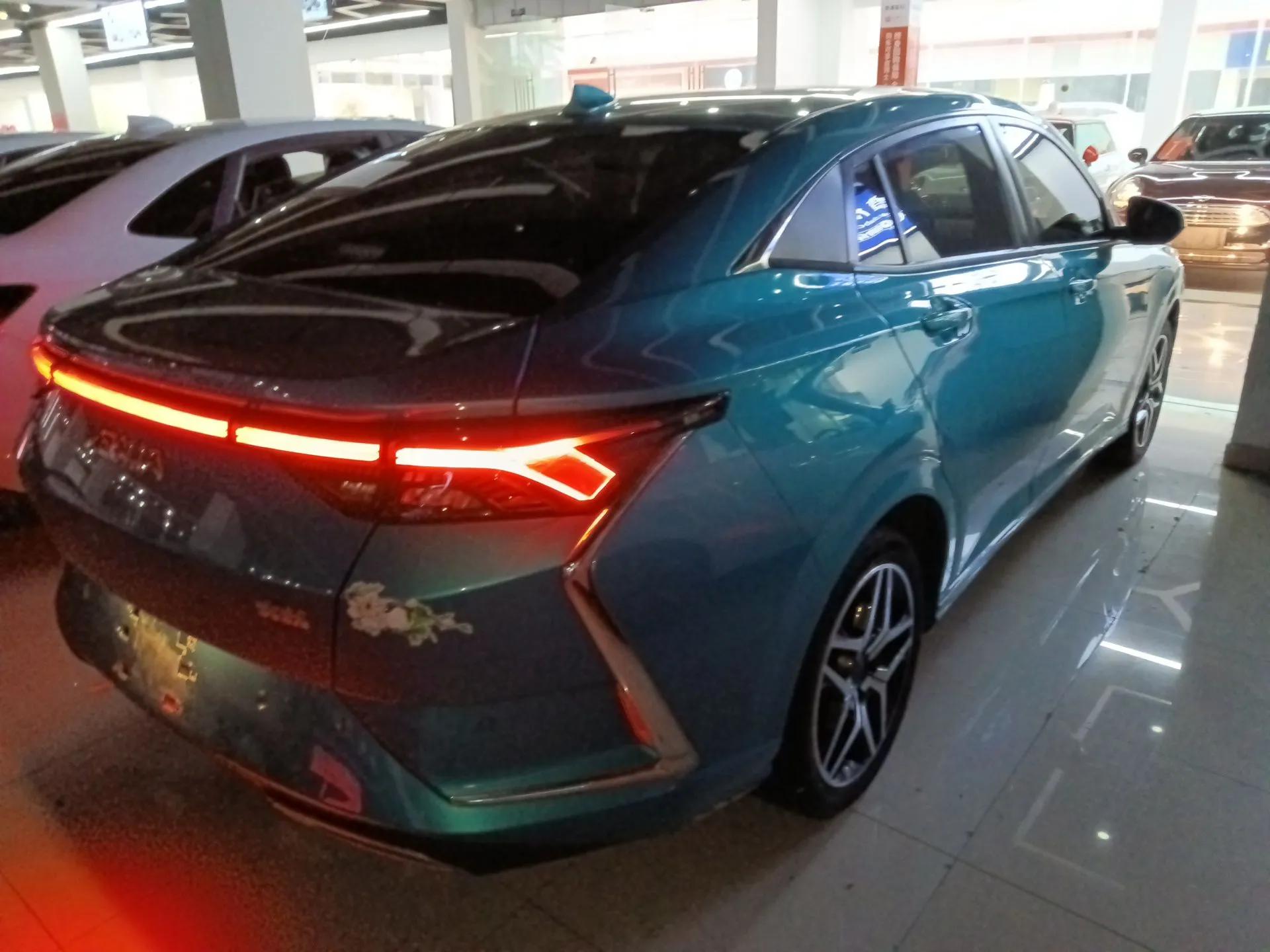Dongfeng Aeolus Yixuan 2021 230T Automatic Chasing Shadow Edition — миниатюра 6