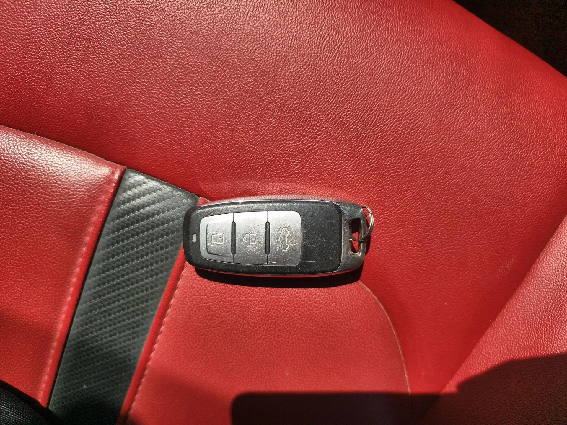 Dongfeng Aeolus Yixuan 2020 230T Automatic Dazzle Track Rider Edition — миниатюра 12