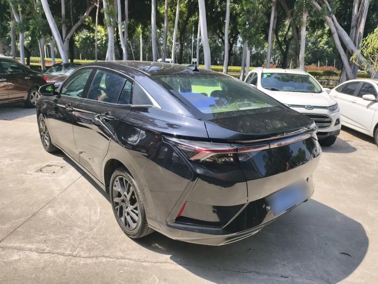 Dongfeng Aeolus Yixuan 2020 230T Automatic Dazzle Track Rider Edition — миниатюра 4