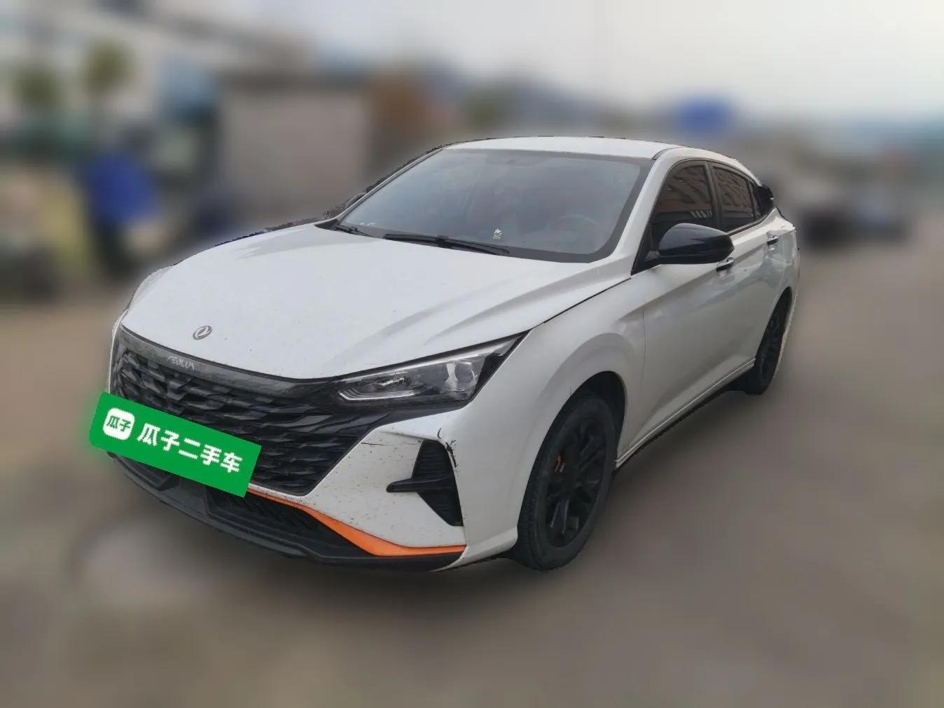 Dongfeng Aeolus Yixuan 2023 1.5L Automatic Glory Edition — миниатюра 1