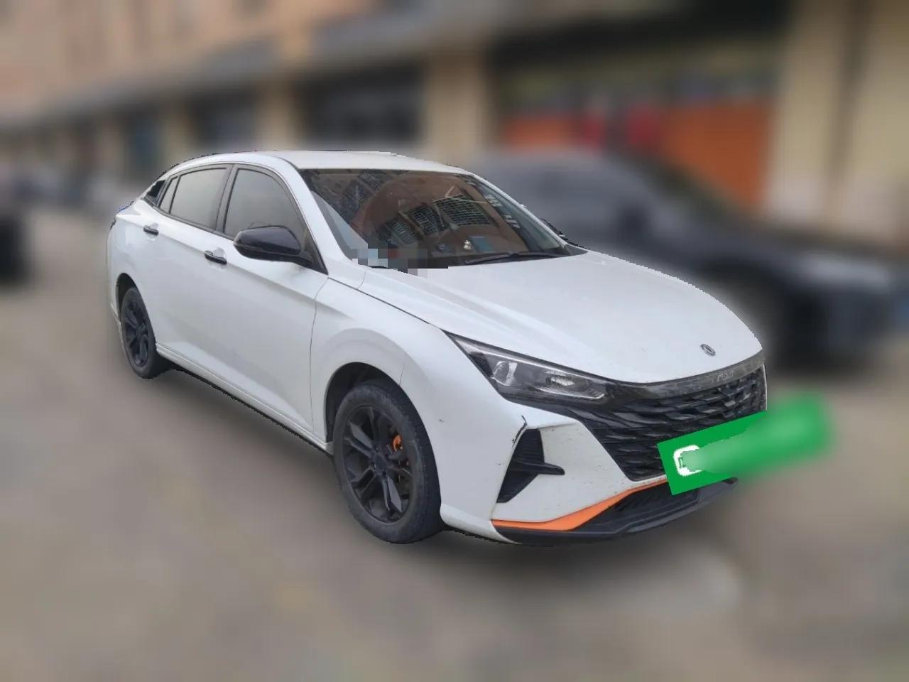 Dongfeng Aeolus Yixuan 2023 1.5L Automatic Glory Edition — миниатюра 3