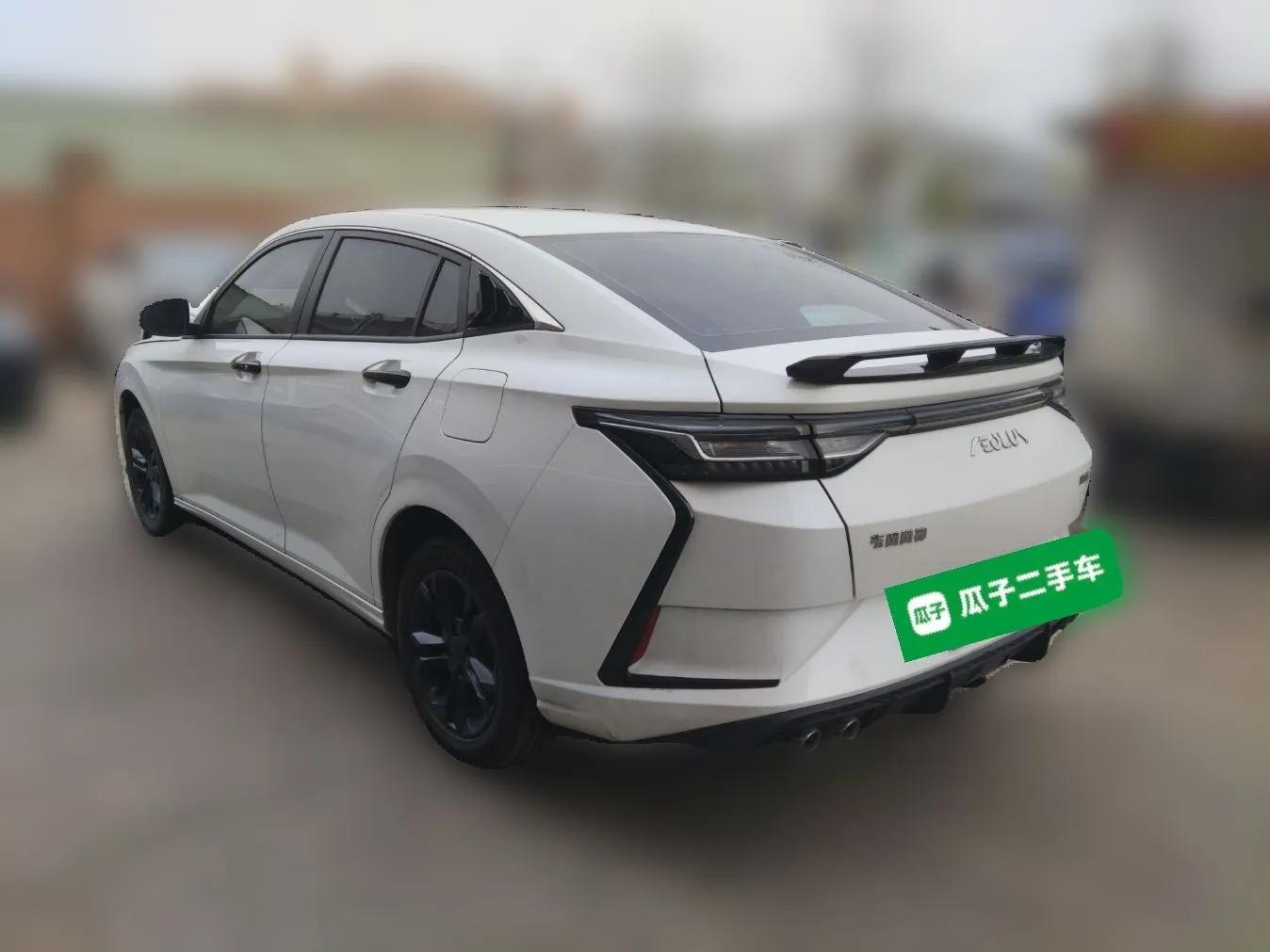 Dongfeng Aeolus Yixuan 2023 1.5L Automatic Glory Edition — миниатюра 4