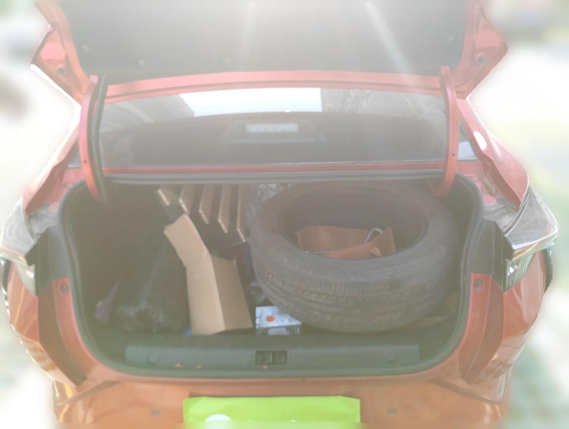 Dongfeng Aeolus Yixuan 2021 230T Automatic Hunter Edition — миниатюра 16