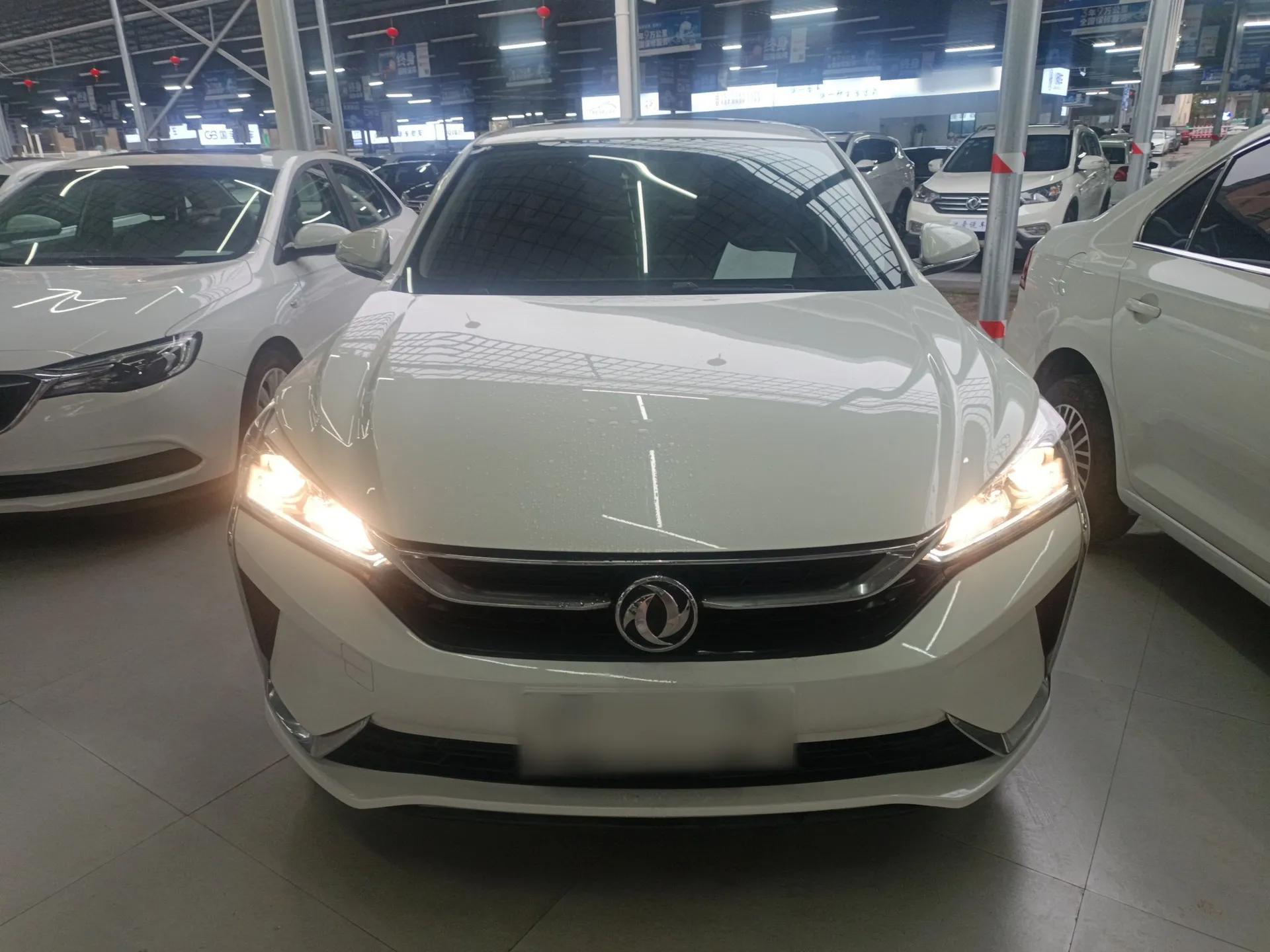 Dongfeng Aeolus Yixuan 2020 230T Automatic Advanced Edition — миниатюра 2